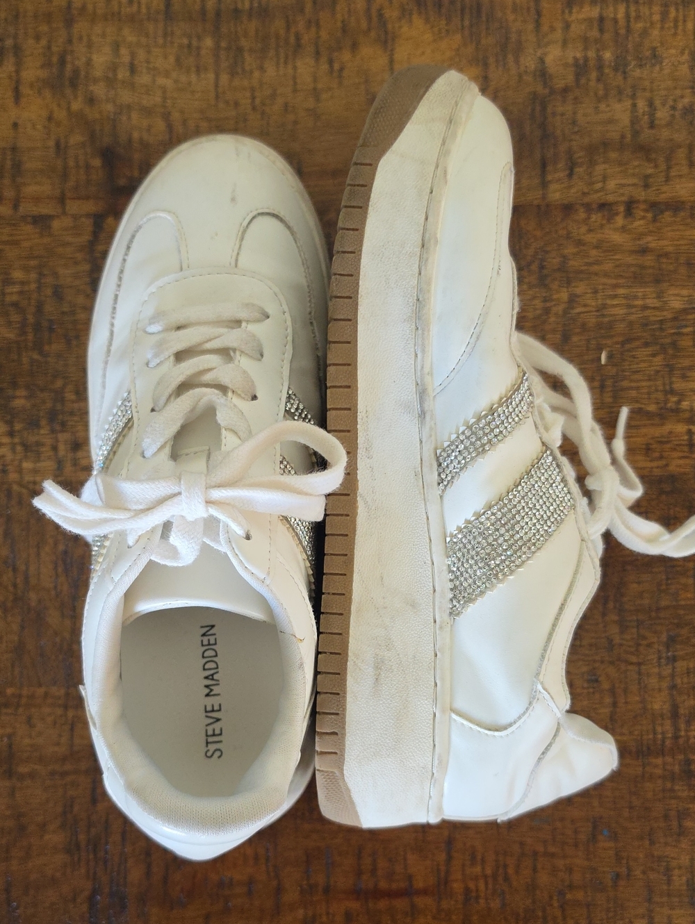 Big Girls Size 3 Steve Madden White Rhinestone-Accent Girls Sneakers